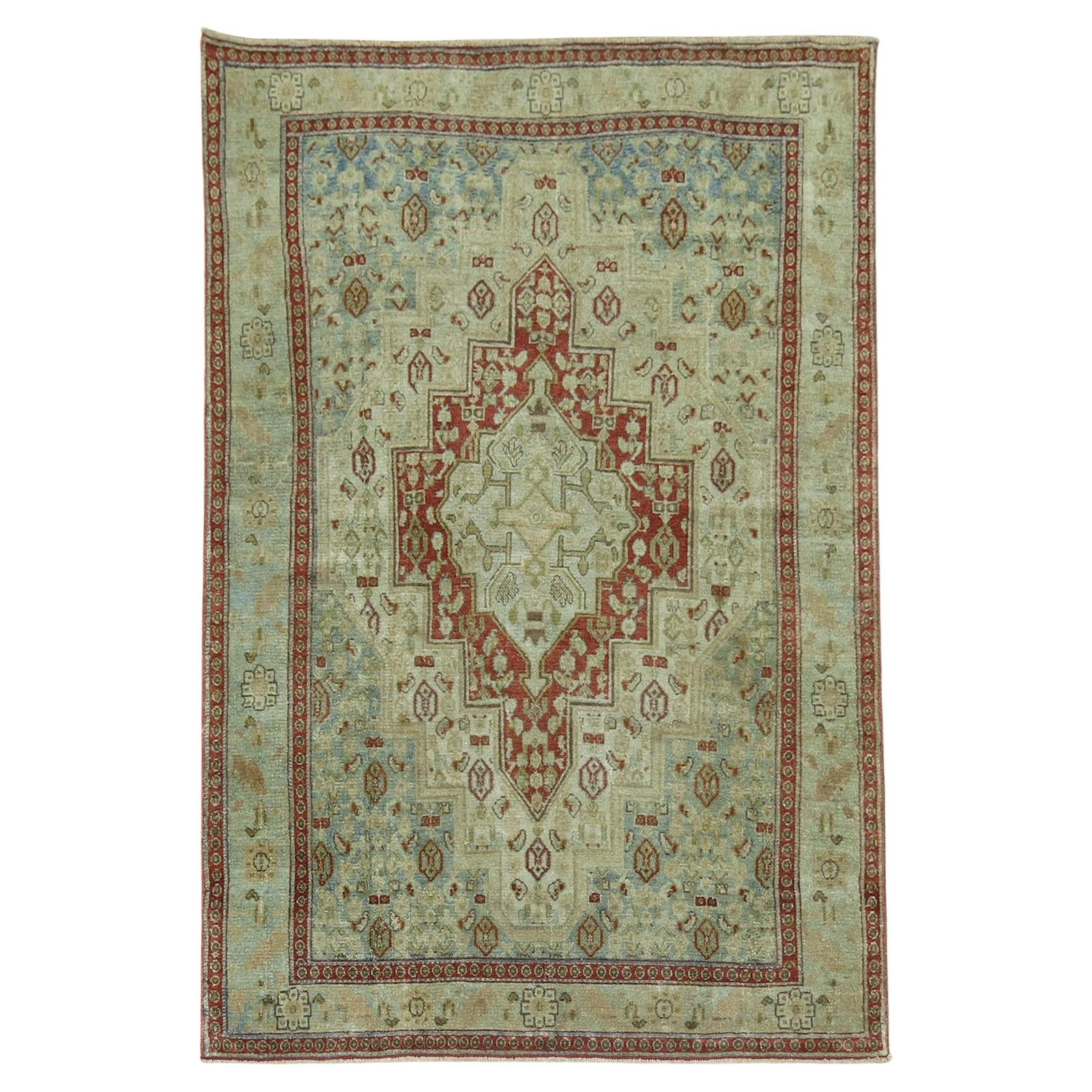 Zabihi Collection Antique Persian Senneh Scatter Rug 42 x 58 Hand-Woven Wool American Colonial: Zabihi Collection Antique Persian Senneh Scatter Rug 42 x 58 Hand-Woven Wool American Colonial This exquisite Antique Persian Senneh Scatter Rug, dating back to the early 20th century, features a uniq