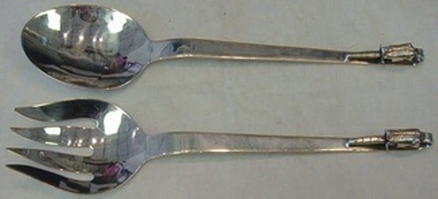 GPR Blossom Sterling Silver Salad Serving Set 3D Flower Design 10.5": GPR Blossom Sterling Silver Salad Serving Set 3D Flower Design 10.5" Elevate your dining experience with this exquisite Blossom by GPR Sterling Silver Salad Serving Set. The set features a stunning 3D