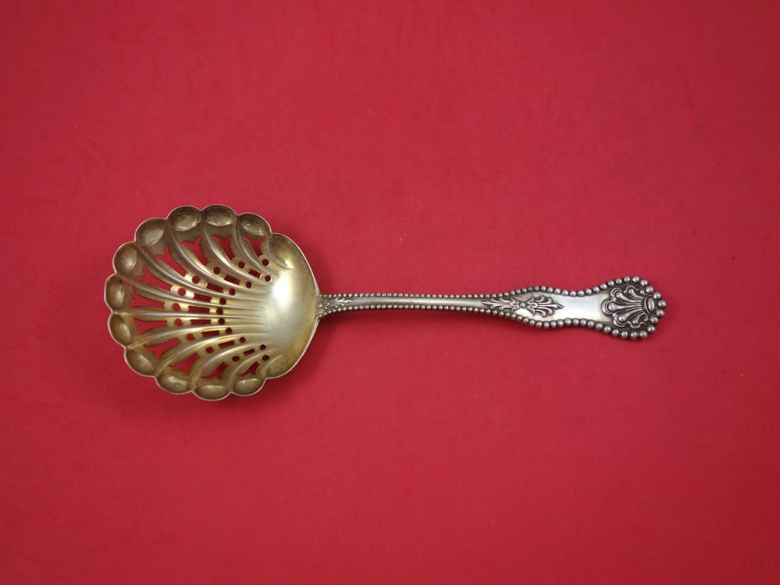 Dominick & Haff Charles II Sterling Silver Pea Spoon Gold Washed 8.5": Dominick & Haff Charles II Sterling Silver Pea Spoon Gold Washed 8.5" This exquisite serving spoon features the elegant Charles II pattern by Dominick & Haff. Crafted from high-quality sterling silver