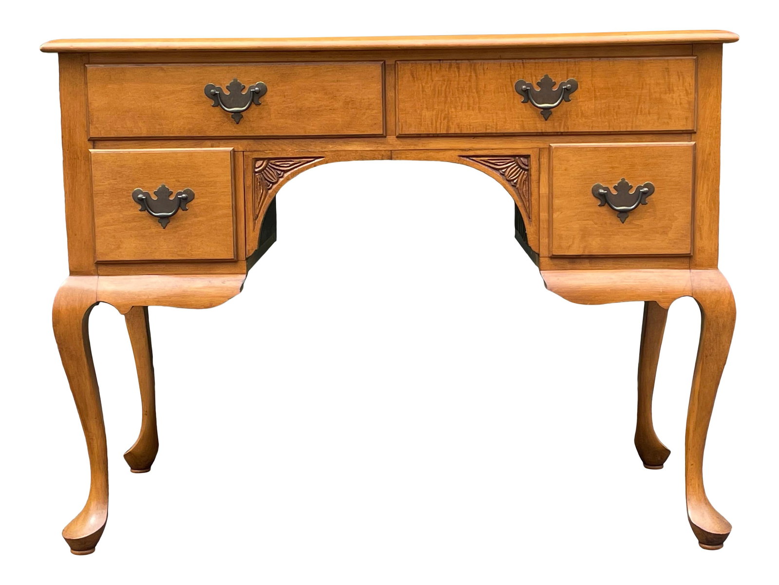 Vintage Old Meetinghouse Solid Maple Desk with Dovetailed Drawers: Vintage Old Meetinghouse Solid Maple Desk with Dovetailed Drawers This vintage solid maple desk or vanity by Old Meetinghouse showcases classic craftsmanship and timeless design. It features dovetaile
