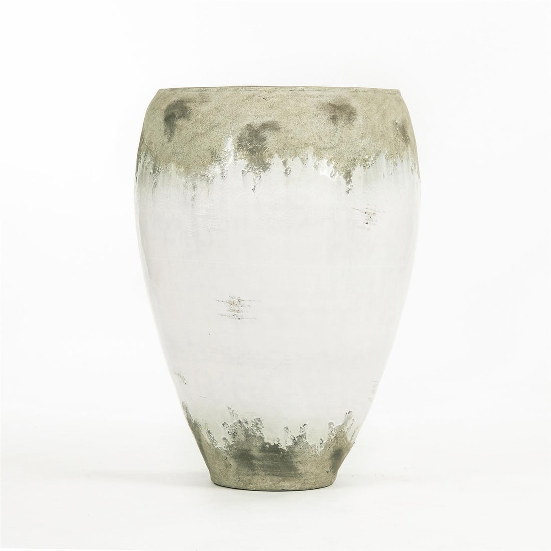 Zentique Victorian Style 31 Inch Ceramic Vase Accent Decor: Zentique Victorian Style 31 Inch Ceramic Vase Accent Decor Enhance your home decor with this elegant 31" large vase, perfect for adding a touch of sophistication to any space. This Victorian-style vas