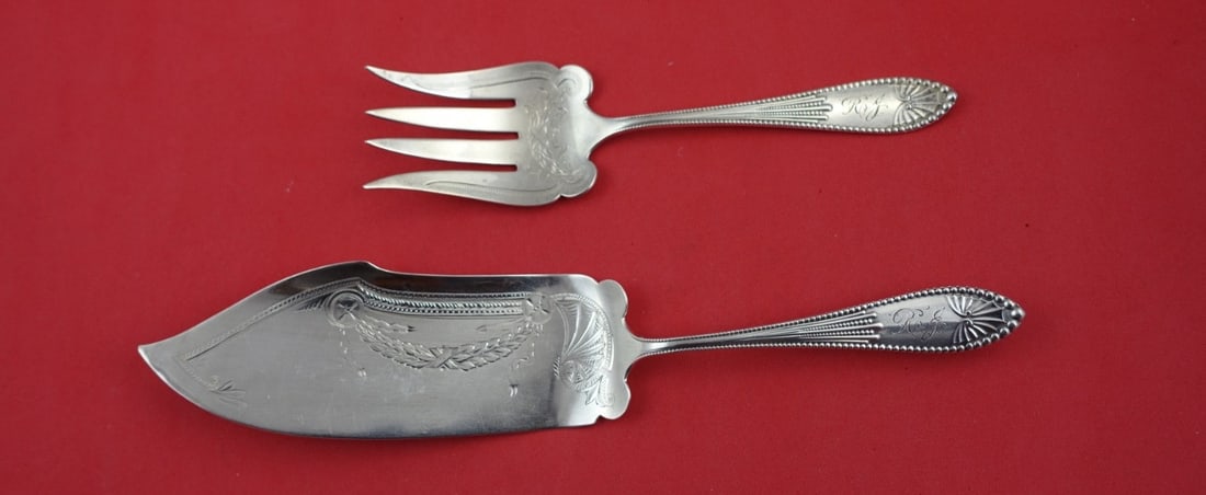 Gorham Chippendale Sterling Silver Fish Serving Set 9 5/8" Server: Gorham Chippendale Sterling Silver Fish Serving Set 9 5/8" Server This exquisite Chippendale fish serving set by Gorham features a bright-cut server measuring 9 5/8" and a fork measuring 7". Crafted f