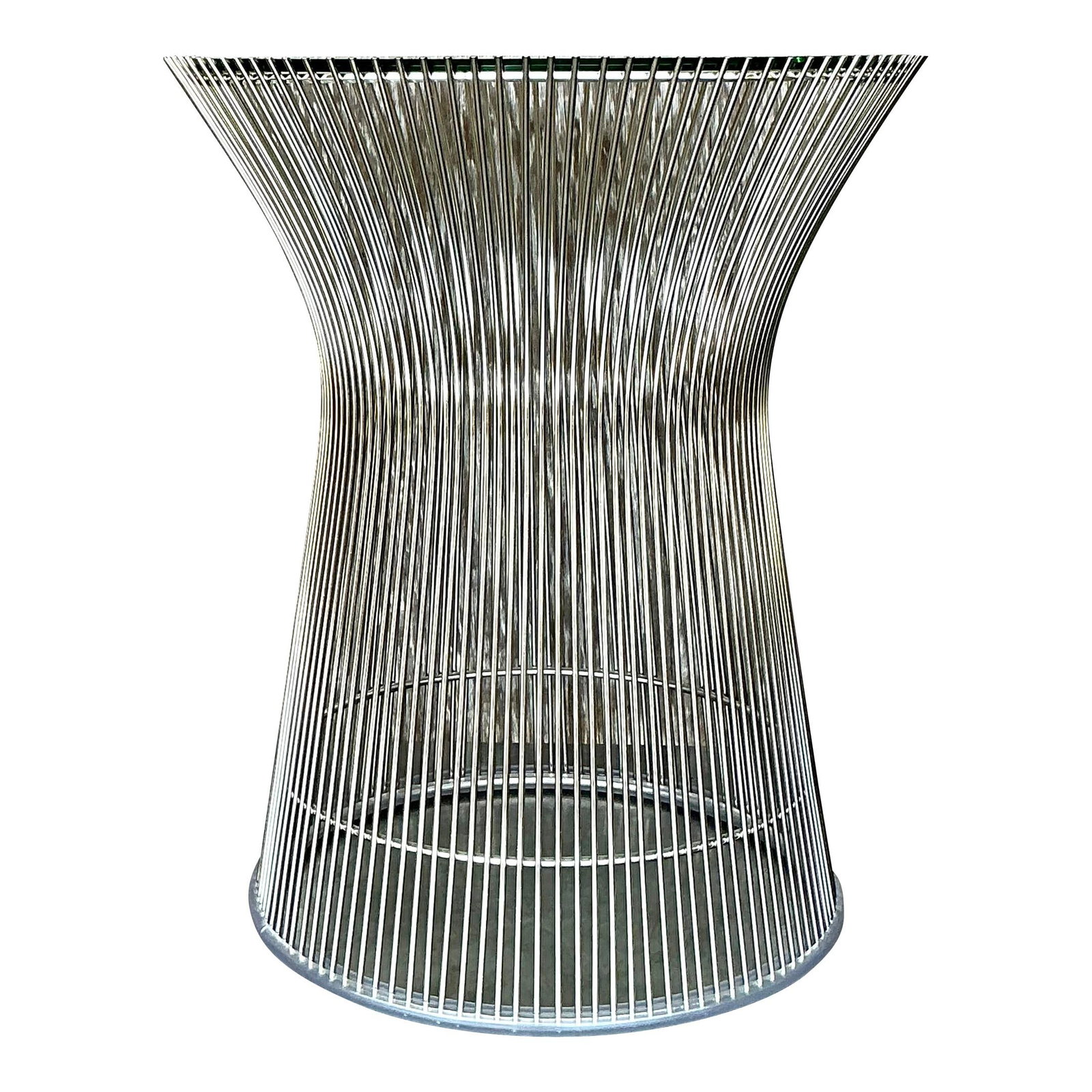 Mid-Century Modern Chrome Side Table Inspired by Platner: Mid-Century Modern Chrome Side Table Inspired by Platner This stunning Mid-Century Modern side table is inspired by Warren Platner's iconic design. It features an elegant chrome wire base with a sculp