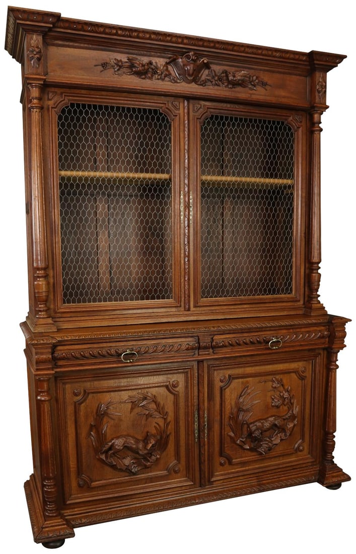 Renaissance Revival 1880 Oak Bookcase with Rustic Charm: Renaissance Revival 1880 Oak Bookcase with Rustic Charm This elegant 1880 oak bookcase showcases rustic charm and features a captivating Renaissance Revival style. It has a height of 94.50 inches, a w