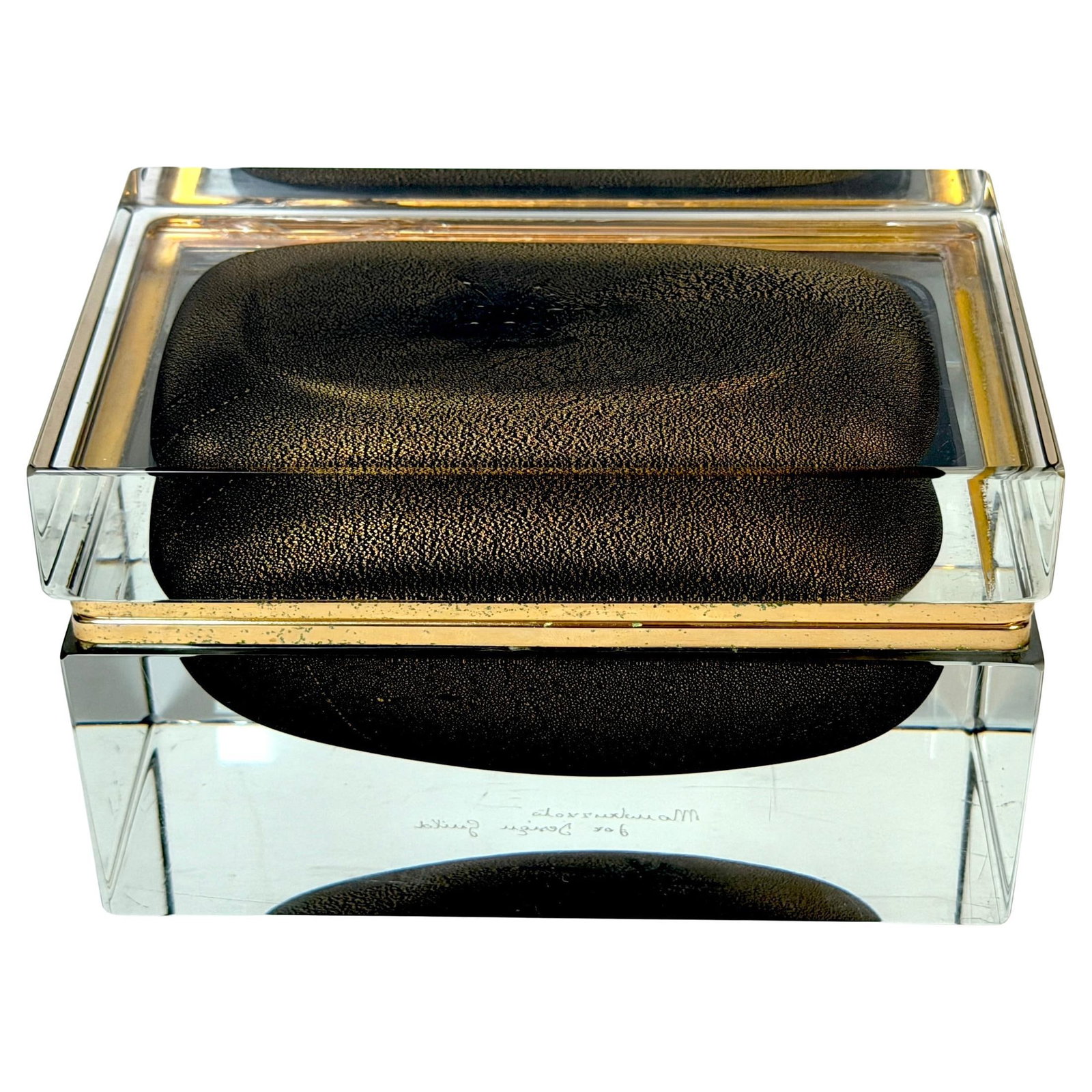 Alessandro Mandruzzato Murano Sommerso Faceted Glass Box 1960s Signed Art: Alessandro Mandruzzato Murano Sommerso Faceted Glass Box 1960s Signed Art This exquisite signed Alessandro Mandruzzato for Design Guild Murano Sommerso faceted glass box exemplifies Mid-Century Modern