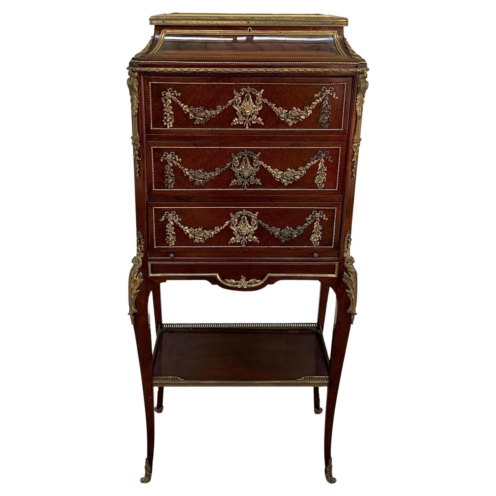 Antique Louis XVI Style Kingwood Vitrine with Ormolu Mounts Paris 1900: Antique Louis XVI Style Kingwood Vitrine with Ormolu Mounts Paris 1900 This exquisite Louis XVI style ormolu mounted kingwood vitrine, crafted in Paris circa 1900, showcases beautiful quality and eleg