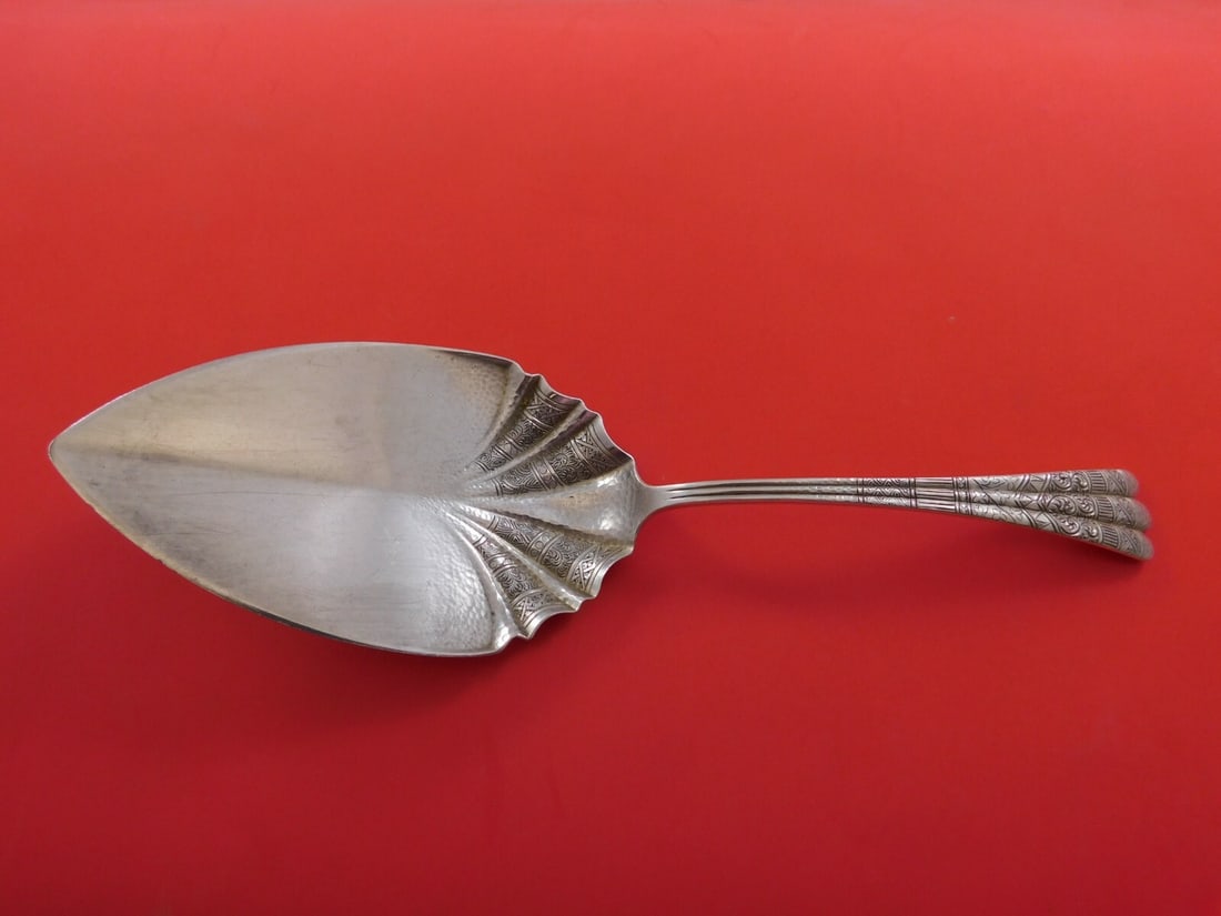 Shiebler Luxembourg Sterling Silver Hand Hammered Pie Server 10 3/8": Shiebler Luxembourg Sterling Silver Hand Hammered Pie Server 10 3/8" Presenting the Luxembourg Pie Server by Shiebler, a stunning piece crafted from sterling silver. This hand-hammered pie server meas