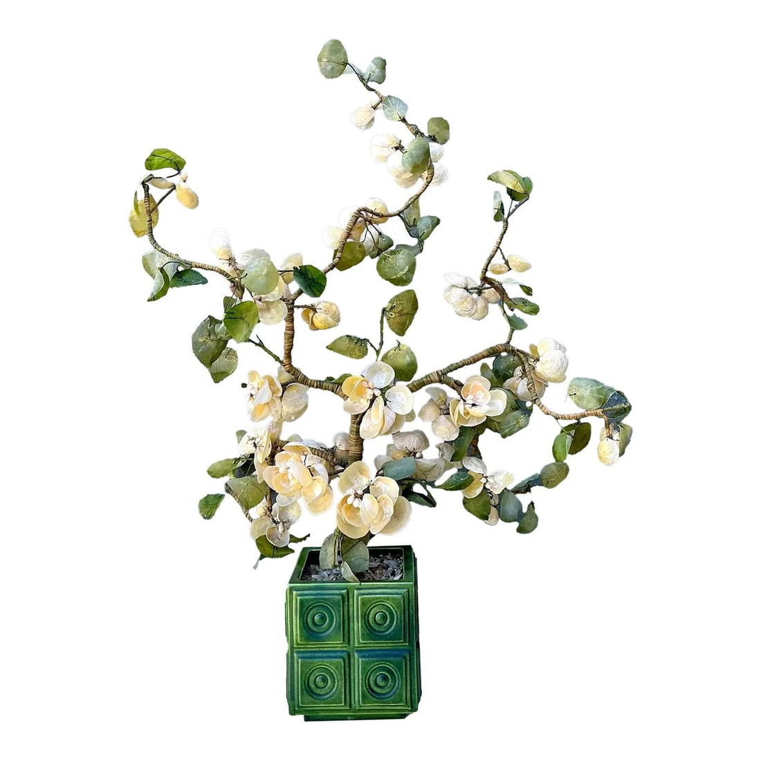 Seashell Floral Sculpture in Green Ceramic Planter Hollywood Regency Style: Seashell Floral Sculpture in Green Ceramic Planter Hollywood Regency Style This vintage Hollywood Regency shell flower arrangement features hand-crafted blossoms made from iridescent natural seashells
