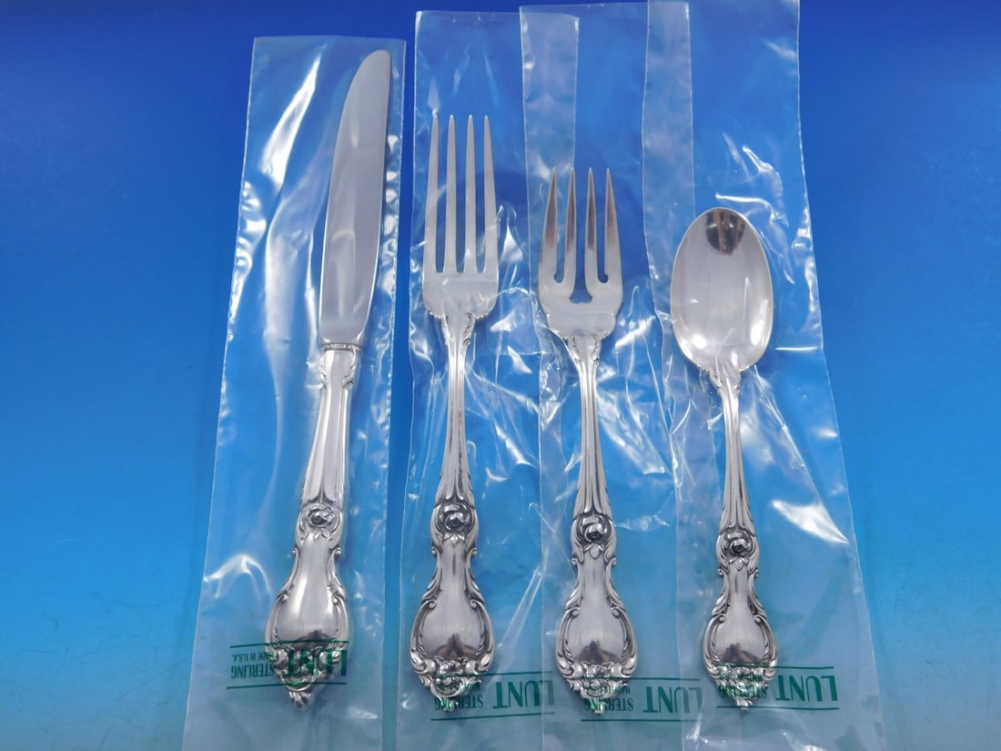 Lunt Alexandra Sterling Silver 4pc Place Setting Set New: Lunt Alexandra Sterling Silver 4pc Place Setting Set New Introducing the Alexandra by Lunt Sterling Silver 4-piece regular size place setting, a stunning addition to any dining collection. Crafted fro