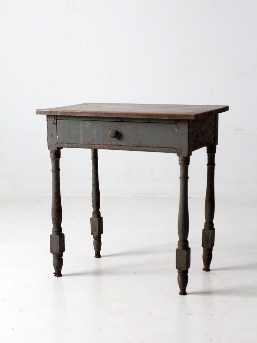 Antique Primitive Side Table Rustic Farmhouse Design with Drawer: Antique Primitive Side Table Rustic Farmhouse Design with Drawer This antique primitive side table showcases a rustic charm perfect for any farmhouse decor. It features a convenient drawer adorned wit