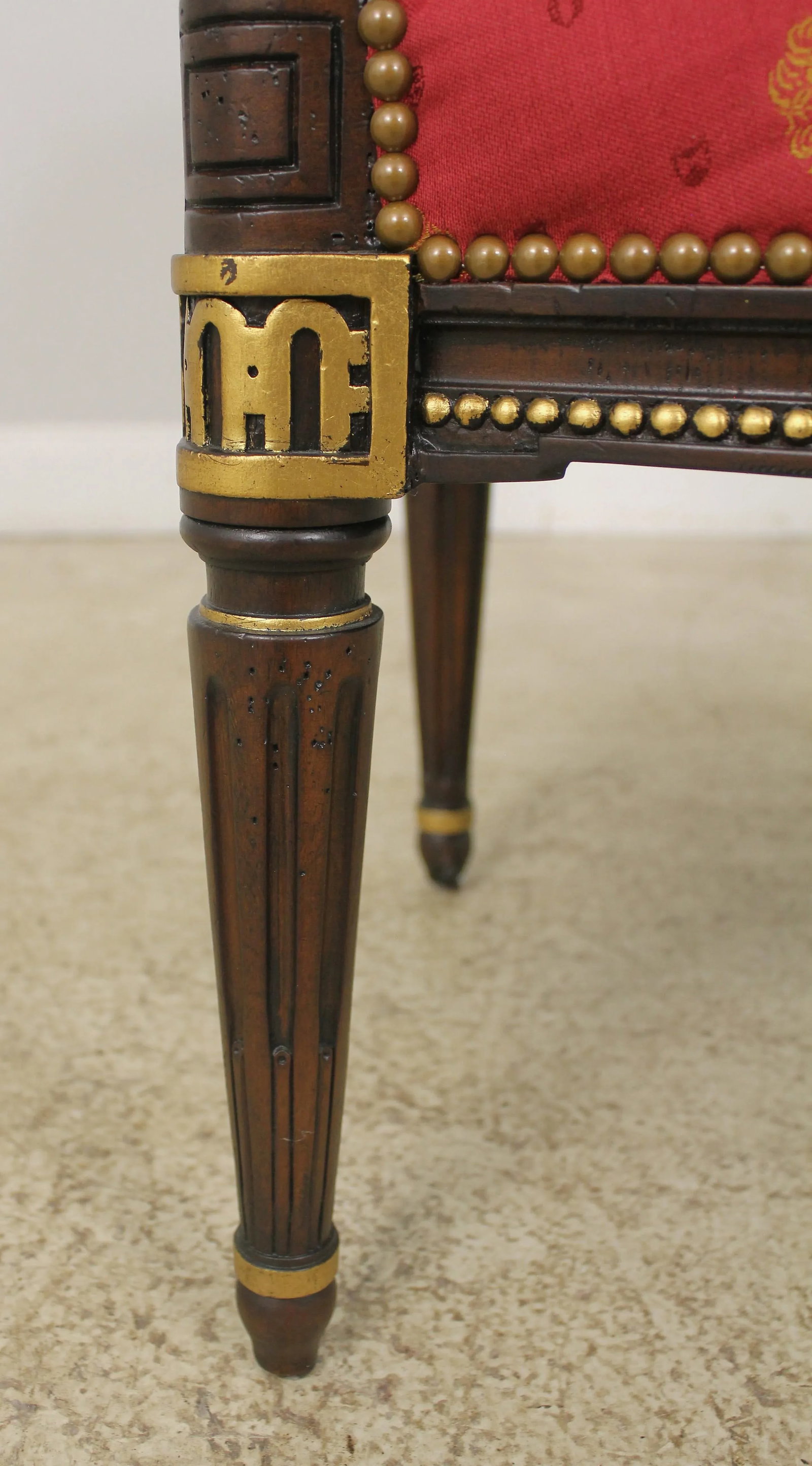 Pair of Ej Victor French Louis XVI Medallion Back Armchairs in Mahogany - 10