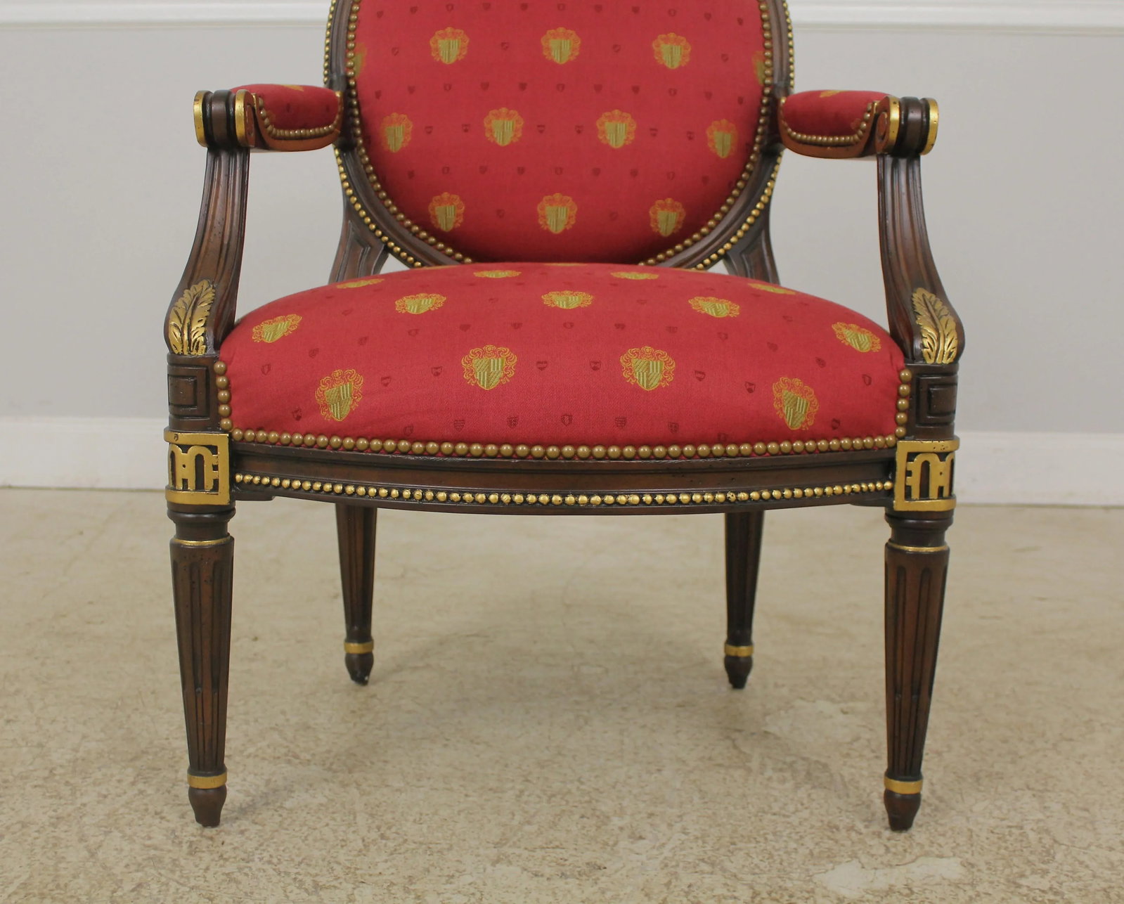 Pair of Ej Victor French Louis XVI Medallion Back Armchairs in Mahogany - 7