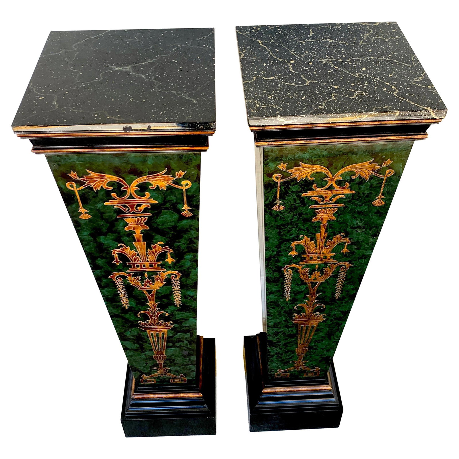 Set of 2 Neoclassical Faux Painted Green Gilt Pedestals 1950s: Set of 2 Neoclassical Faux Painted Green Gilt Pedestals 1950s This elegant pair of neoclassical pedestals features a faux painted green finish accented with gilt details, showcasing a sophisticated st
