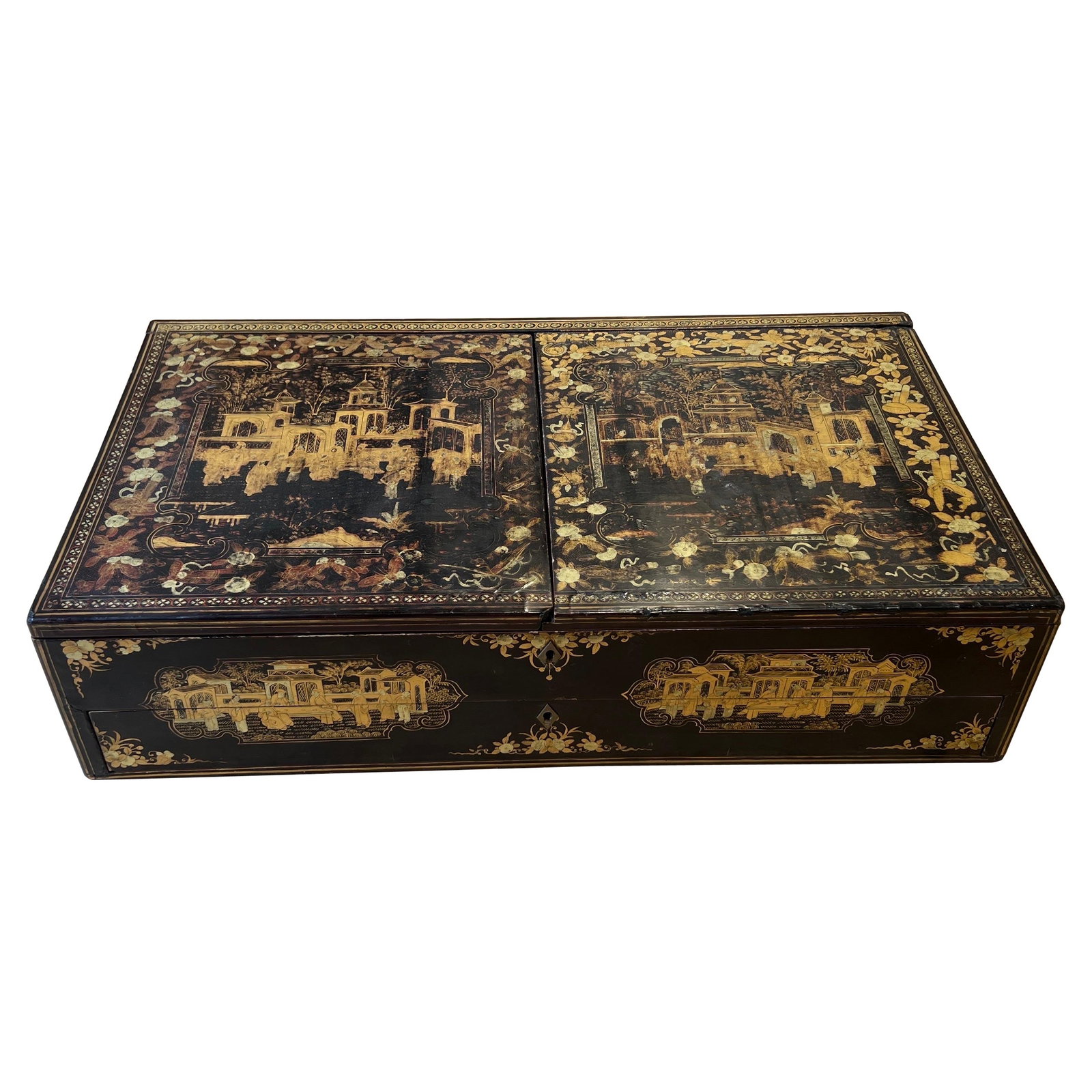 Circa 1820 Chinese Export Gilt Black Lacquer Lap Desk: Circa 1820 Chinese Export Gilt Black Lacquer Lap Desk This exceptional Chinese export lap desk, dating back to circa 1820, showcases a stunning black lacquer finish adorned with gilt figural landscape