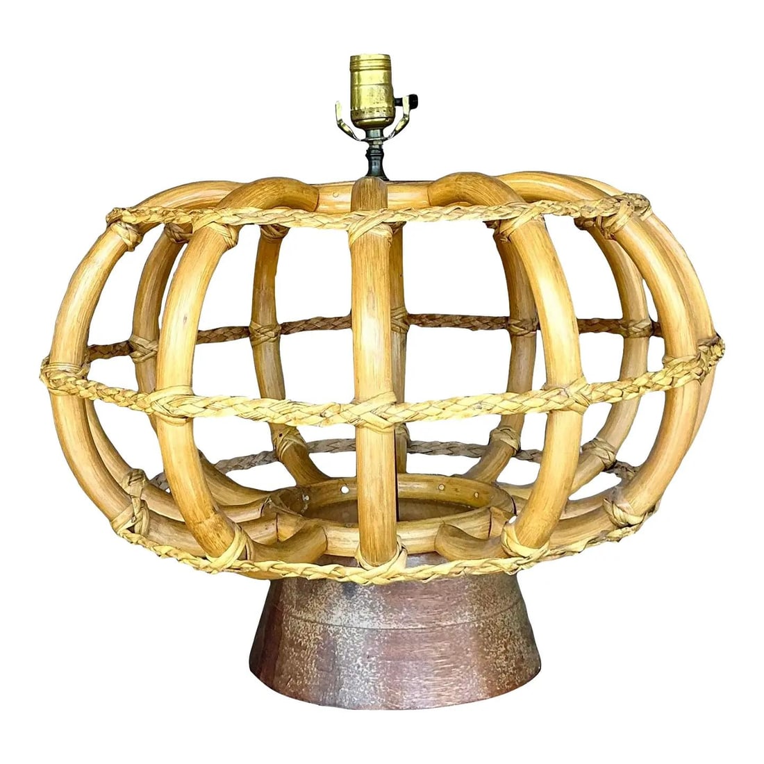 Monumental Bent Rattan Table Lamp with Sculptural Coastal Design: Monumental Bent Rattan Table Lamp with Sculptural Coastal Design This vintage bent rattan table lamp features a monumental, sculptural open-cage design that embodies coastal and bohemian style. The ha