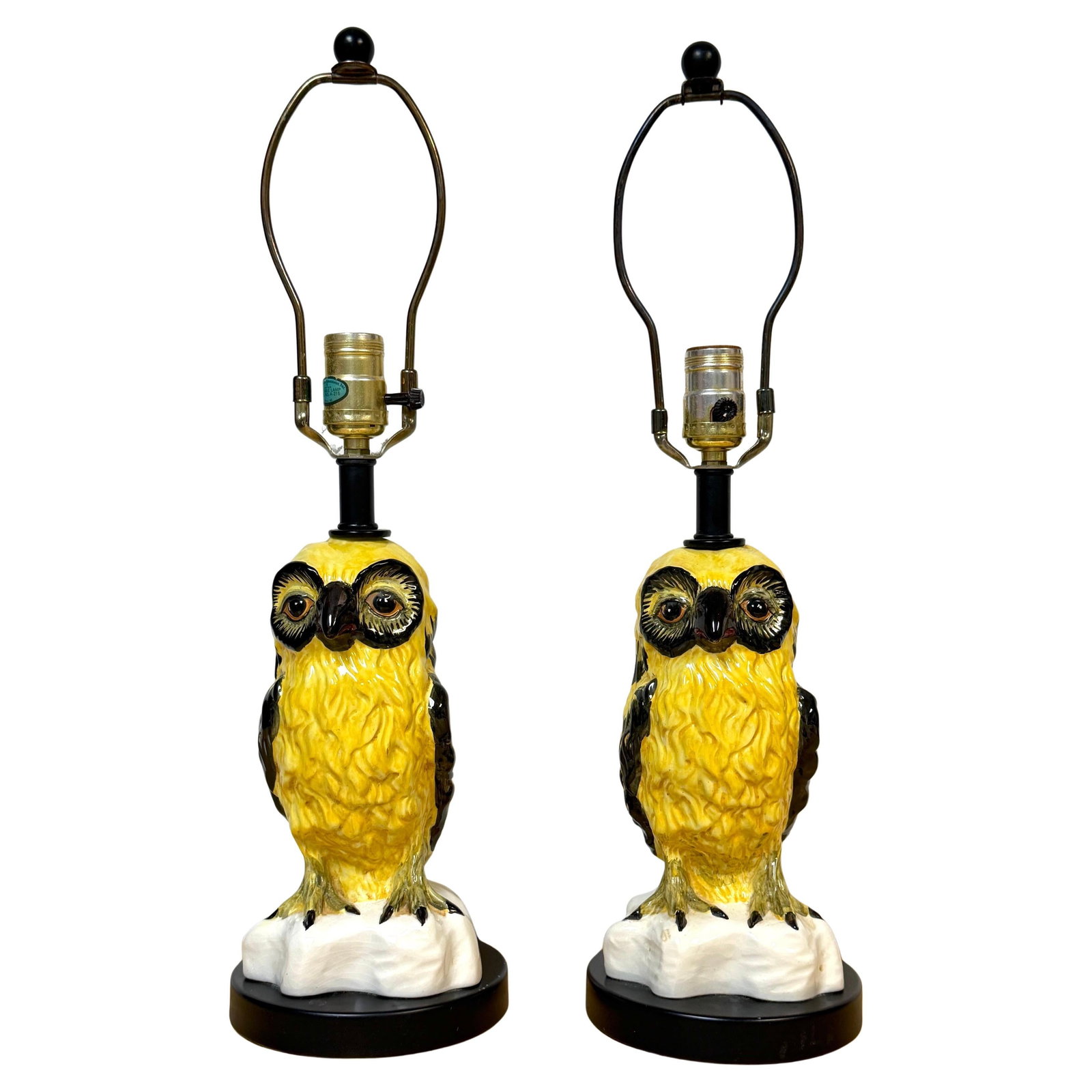 Set of Two Italian Pottery Owl Lamps Mid-Century Modern 1960s: Set of Two Italian Pottery Owl Lamps Mid-Century Modern 1960s This pair of mid-century Italian owl pottery lamps from the 1960s showcases hand-painted polychrome glazed pottery, modeled as stylized sp