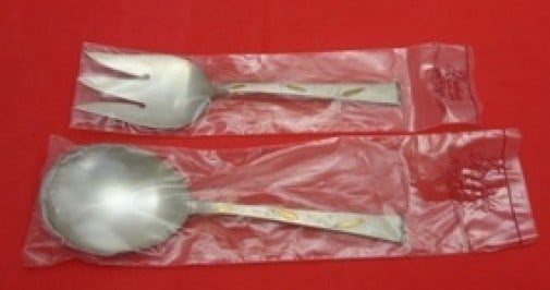 Gorham Golden Wheat Sterling Silver Salad Serving Set 9" New: Gorham Golden Wheat Sterling Silver Salad Serving Set 9" New Enhance your dining experience with this exquisite Golden Wheat Salad Serving Set by Gorham. Crafted from high-quality sterling silver, thi