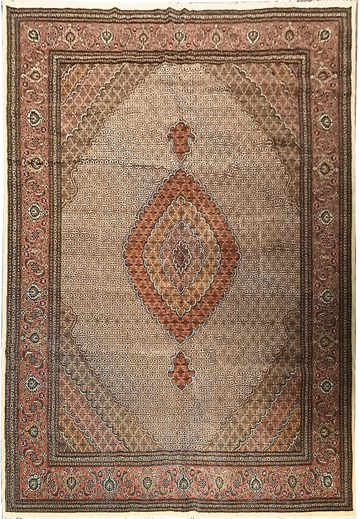 Persian Tabriz Mahi Rug 11.2' x 16' Hand-Knotted Wool Silk 400 KPSI: Persian Tabriz Mahi Rug 11.2' x 16' Hand-Knotted Wool Silk 400 KPSI Free continental US Shipping Indulge in luxury with this 11.2 x 16 Genuine Persian Tabriz Mahi Rug, meticulously handcrafted to show