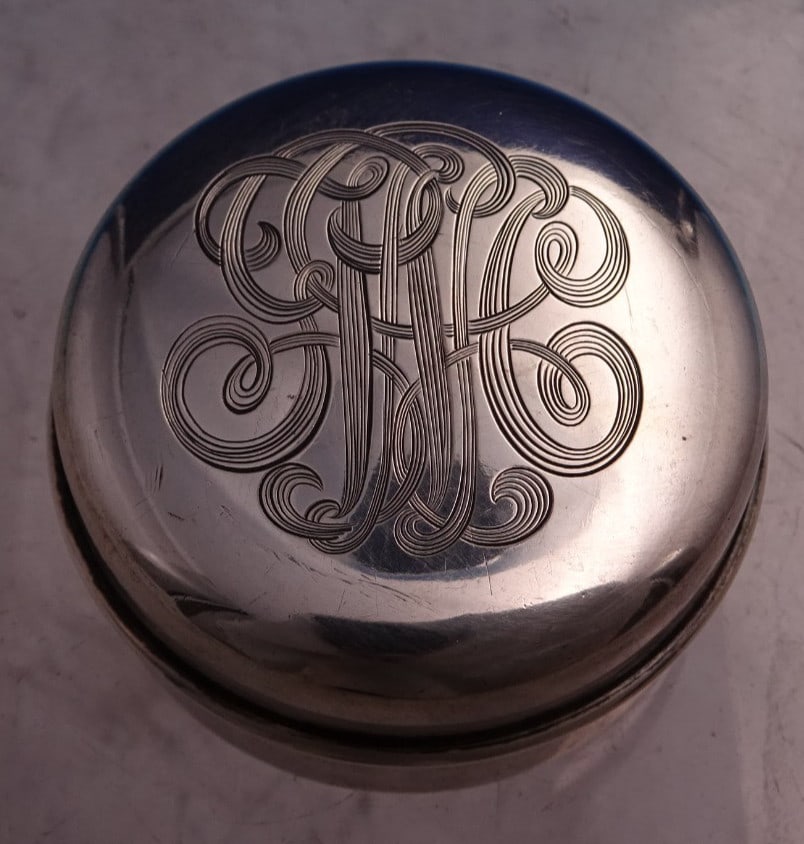 Collapsible Sterling Silver Travel Cup by Shiebler 2.5 x 2 Inches: Collapsible Sterling Silver Travel Cup by Shiebler 2.5 x 2 Inches This is a Shiebler sterling silver collapsible travel cup, complete with its original container. The cup is marked and features a mono