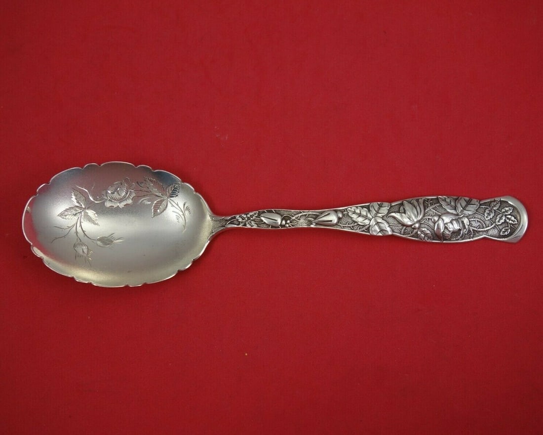 Knowles Rose aka Bug Sterling Silver Berry Spoon 8.5 inches: Knowles Rose aka Bug Sterling Silver Berry Spoon 8.5 inches This exquisite Berry Spoon, crafted in sterling silver, features the elegant Rose aka Bug pattern by Knowles. Measuring 8 1/2 inches, it sho