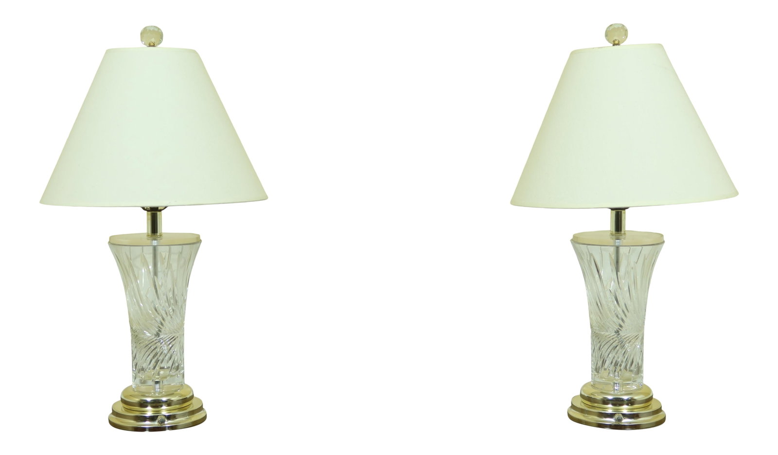 Elegant Pair of Cut Crystal Modern Table Lamps with Shades: Elegant Pair of Cut Crystal Modern Table Lamps with Shades Illuminate your space with this stunning pair of cut crystal modern table lamps, showcasing a sleek design perfect for contemporary decor. Ea