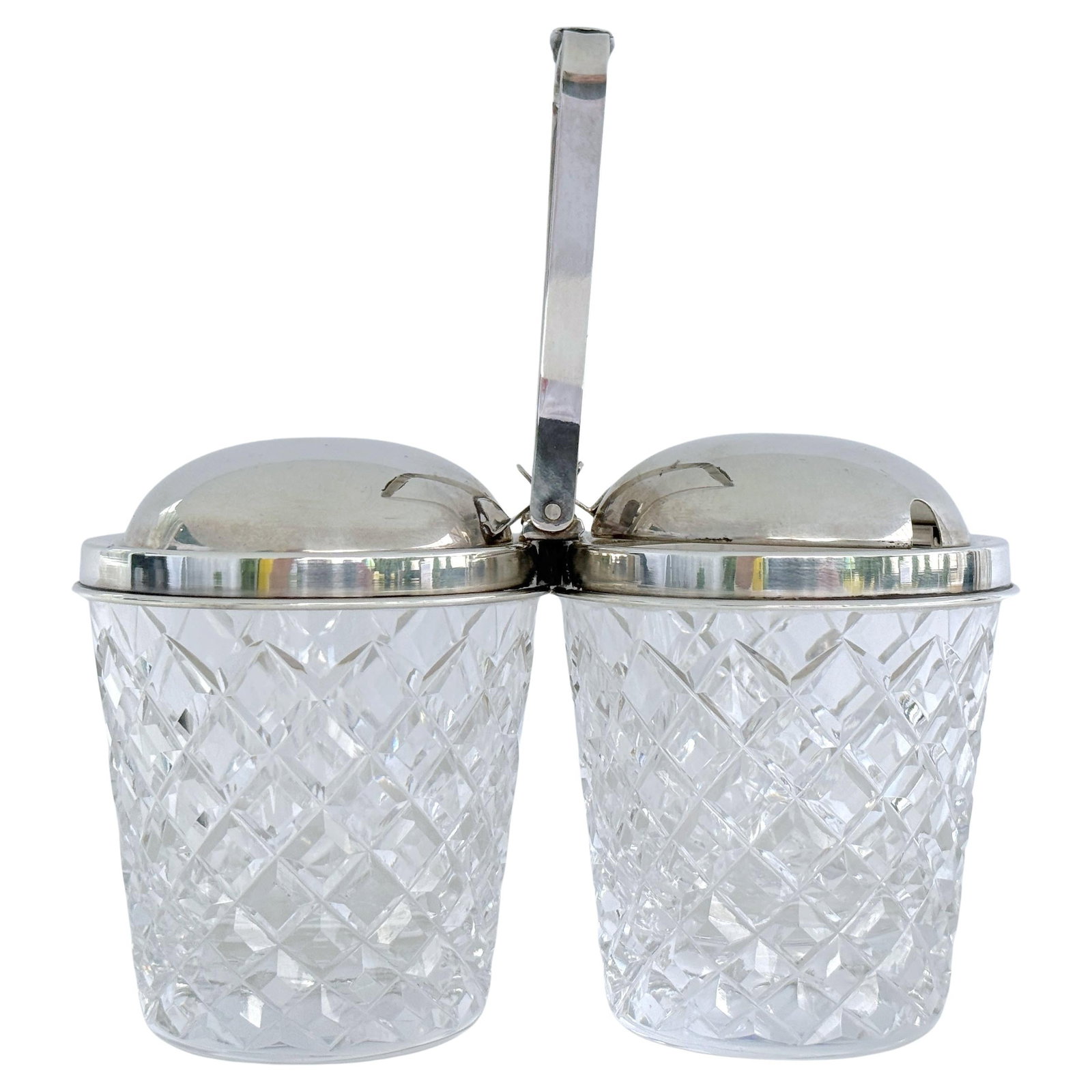 1930s Art Deco T.G. Hawkes Sterling Cut Glass Olive Twist Server: 1930s Art Deco T.G. Hawkes Sterling Cut Glass Olive Twist Server This exquisite sterling silver and cut glass olive & twist server, attributed to T.G. Hawkes & Co., hails from the 1930s and embodies t