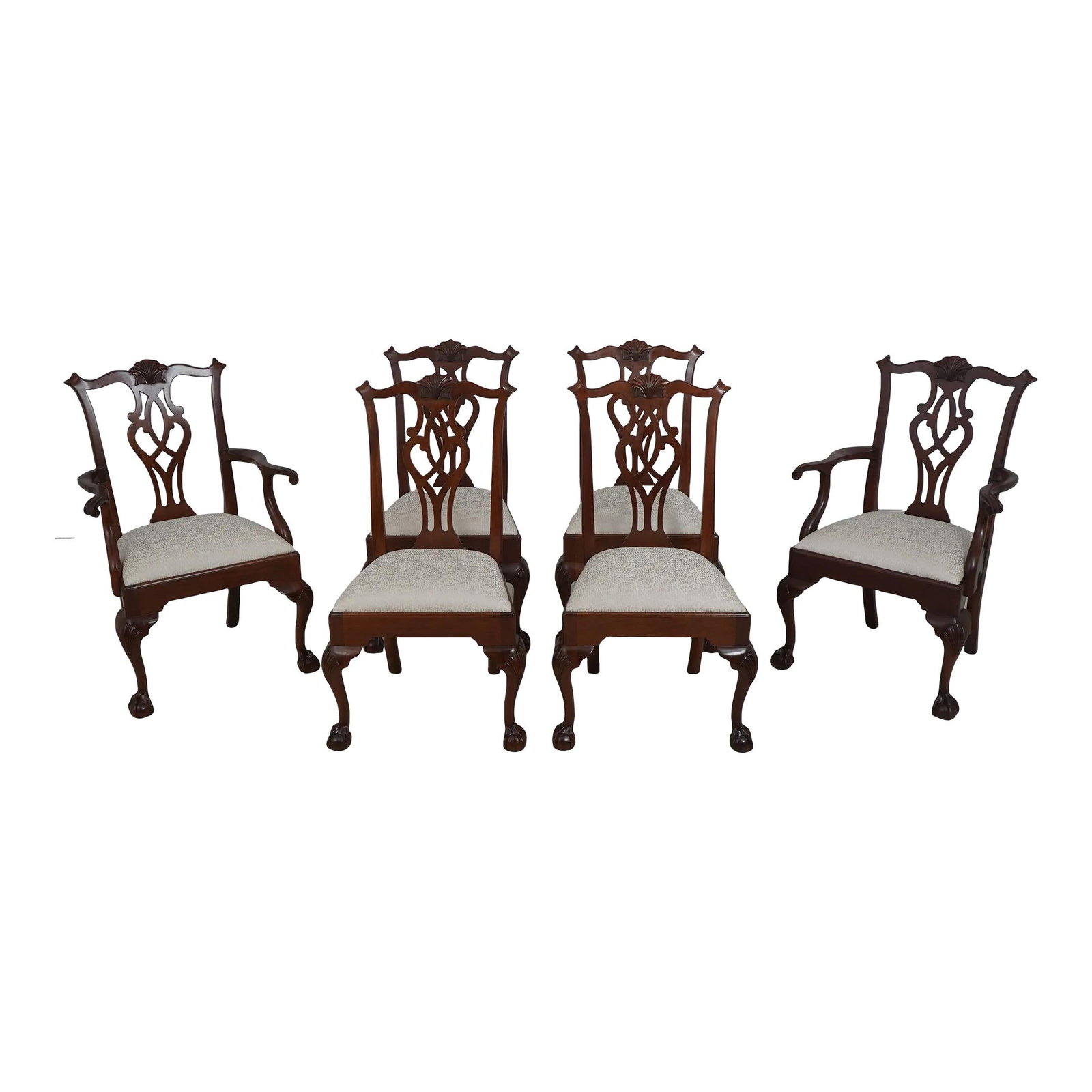 Set of 8 Stickley Mahogany Chippendale Dining Chairs: Set of 8 Stickley Mahogany Chippendale Dining Chairs This exquisite set of 8 Stickley dining room chairs showcases timeless Chippendale style, expertly crafted from high-quality mahogany wood. Dating 