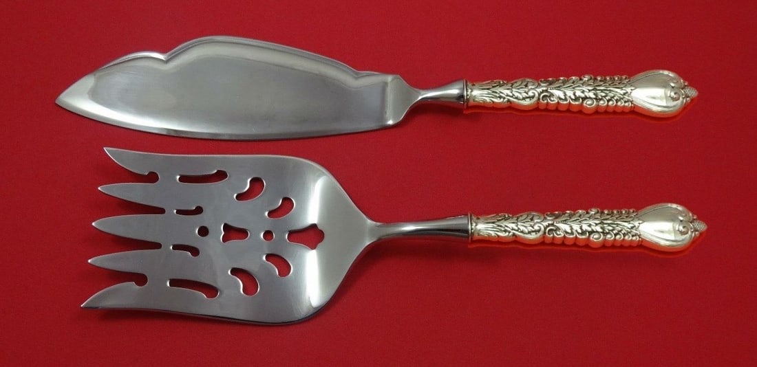 Tiffany & Co Florentine Sterling Silver Fish Serving Set 2 Piece Custom Monogrammed: Tiffany & Co Florentine Sterling Silver Fish Serving Set 2 Piece Custom Monogrammed Elevate your dining experience with this exquisite Florentine Fish Serving Set from Tiffany & Co. This two-piece ser