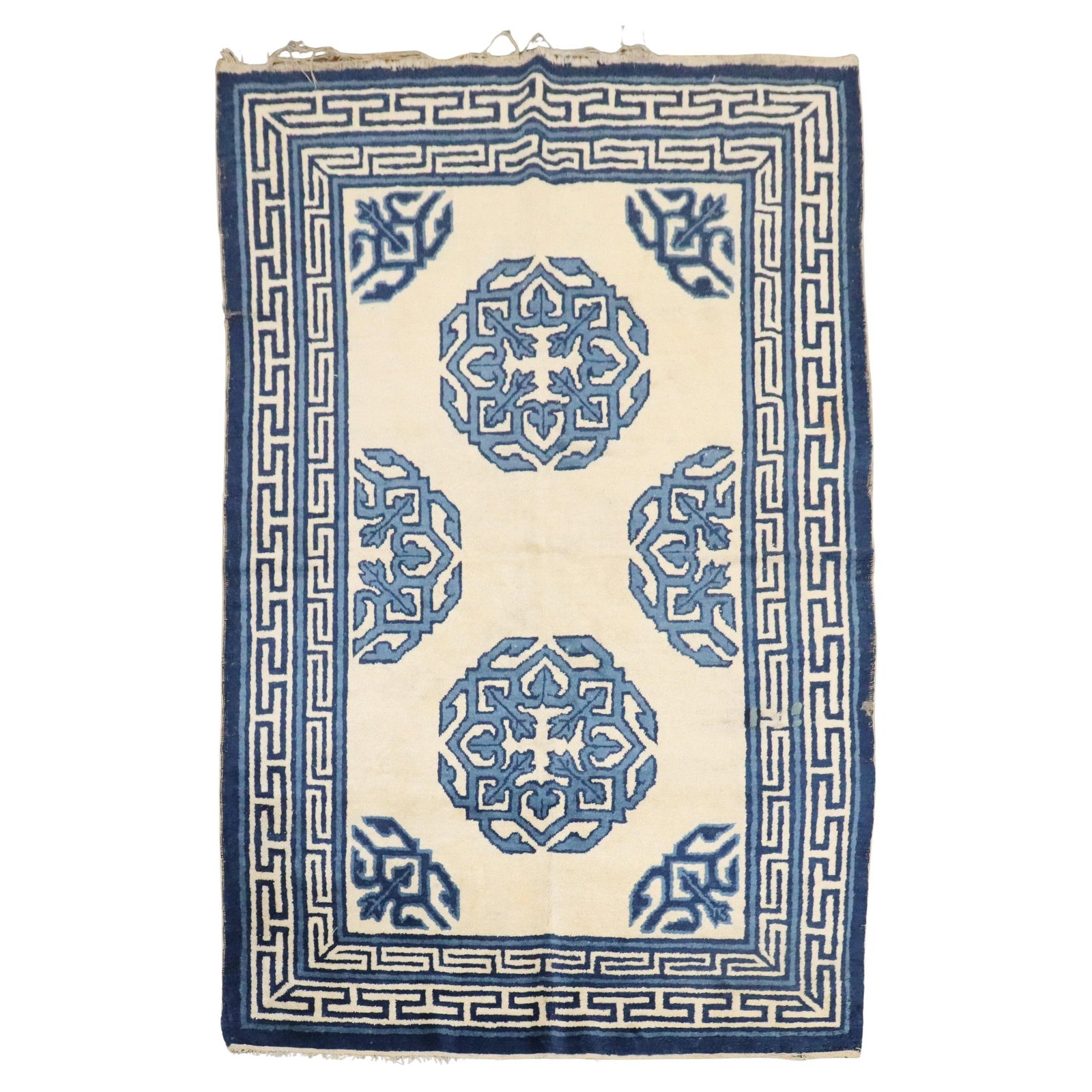 19th Century Hand-Woven Chinese Peking Rug Ivory Blue Folk Art 4' x 5'9: 19th Century Hand-Woven Chinese Peking Rug Ivory Blue Folk Art 4' x 5'9 Presenting a stunning 19th Century Chinese Peking Rug, beautifully crafted in the folk art style. This hand-woven piece showcase