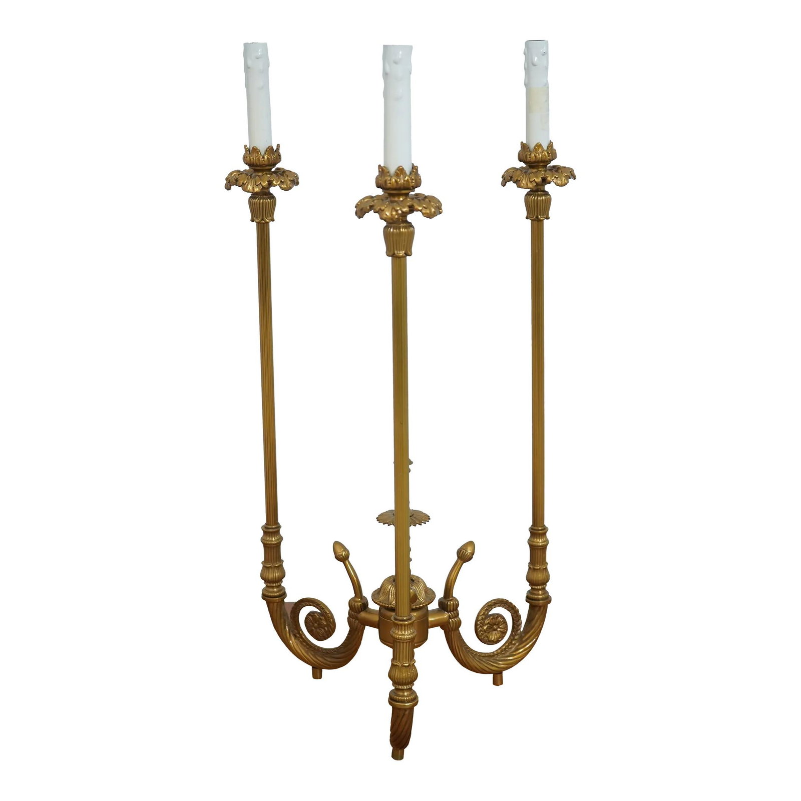 Elegant French Style Solid Brass 3 Arm Candelabra Lamp: Elegant French Style Solid Brass 3 Arm Candelabra Lamp This exquisite French-style centerpiece candelabra lamp is a distinctive addition to any decor. Crafted from heavy solid brass, it features beaut