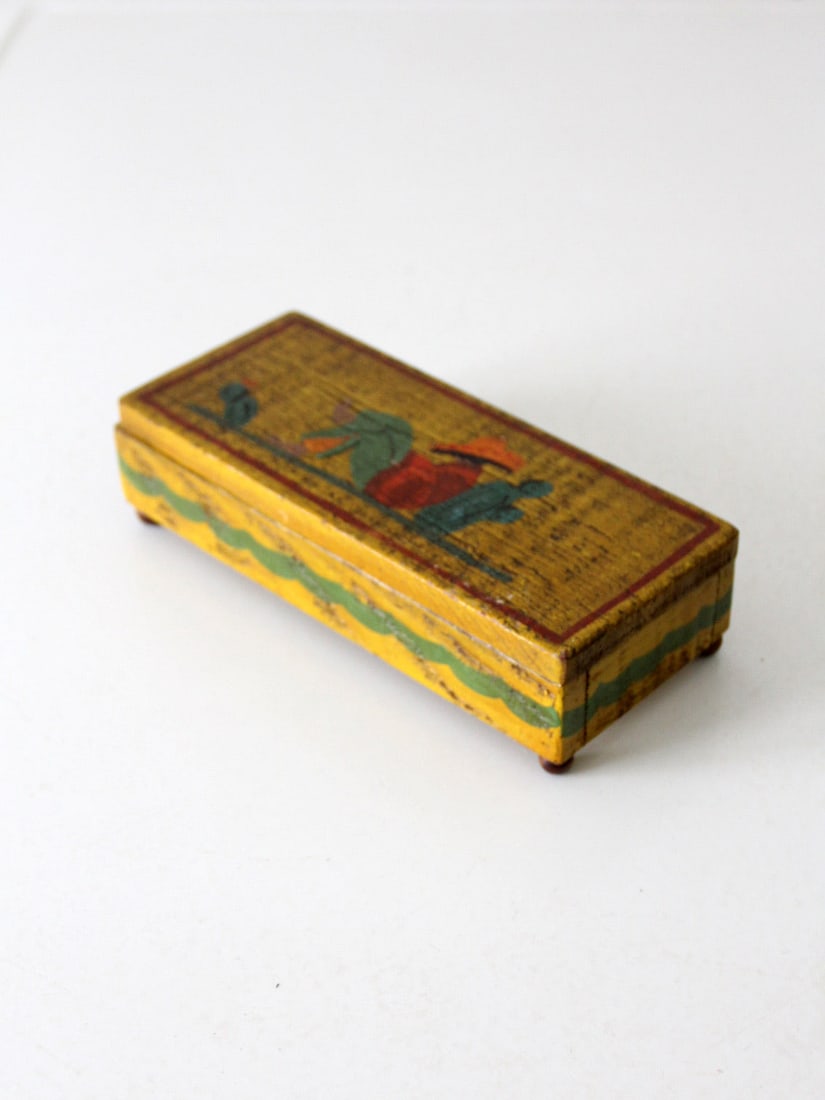 1940s Laguna Craftsman Yellow Wooden Box with Mexican Design: 1940s Laguna Craftsman Yellow Wooden Box with Mexican Design This delightful vintage wooden box, crafted by Laguna Craftsmen in the 1940s, showcases a sunny yellow finish and features a unique Mexican