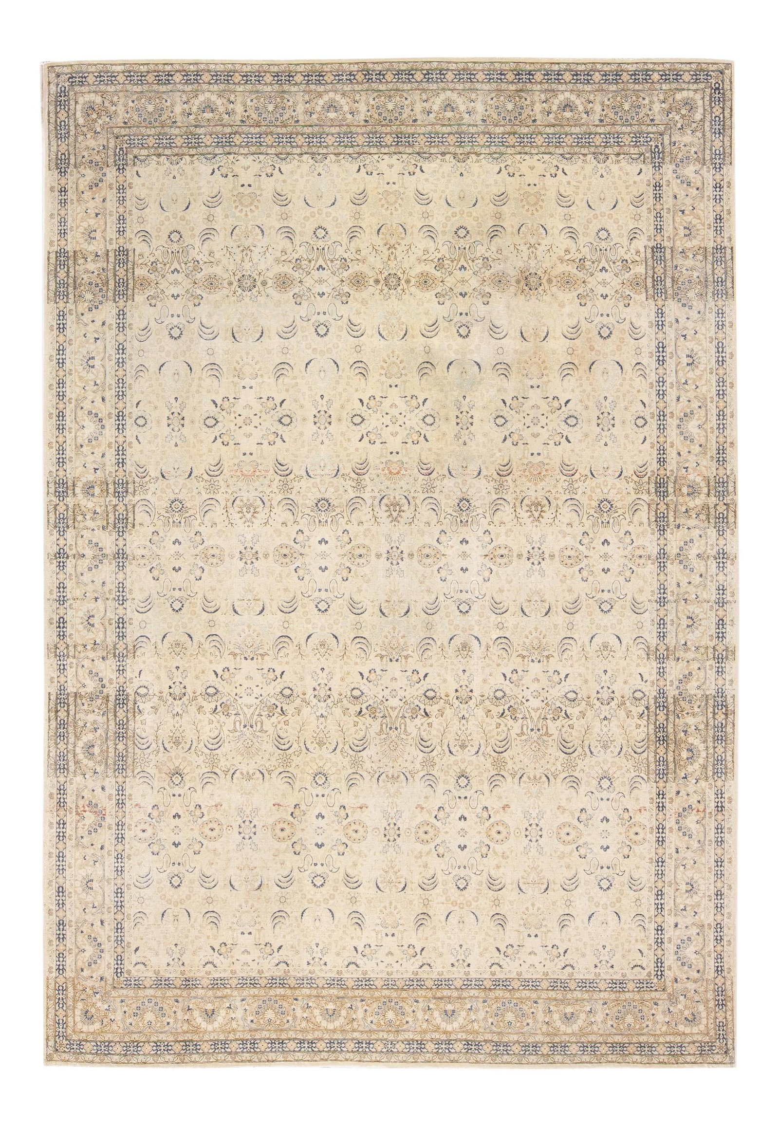Antique Sivas Handmade Beige Wool Rug 10'2 x 14'10 Allover Floral Motif: Antique Sivas Handmade Beige Wool Rug 10'2 x 14'10 Allover Floral Motif Discover the elegance of this antique Sivas hand-knotted wool rug, featuring a stunning beige field adorned with a beautiful all