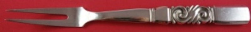 Sterling Silver Scroll Pattern Buffet Fork 9.5 Inch Hollow Handle: Sterling Silver Scroll Pattern Buffet Fork 9.5 Inch Hollow Handle This is a sterling silver buffet fork with a hollow handle, featuring the Scroll pattern by Georg Jensen. The two-tine serving fork me