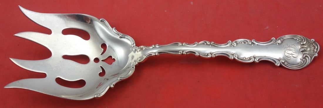 Gorham Strasbourg Sterling Silver Fish Serving Fork 8 1/4": Gorham Strasbourg Sterling Silver Fish Serving Fork 8 1/4" Presenting the exquisite Strasbourg Fish Serving Fork by Gorham, crafted from high-quality sterling silver. This elegant serving fork feature