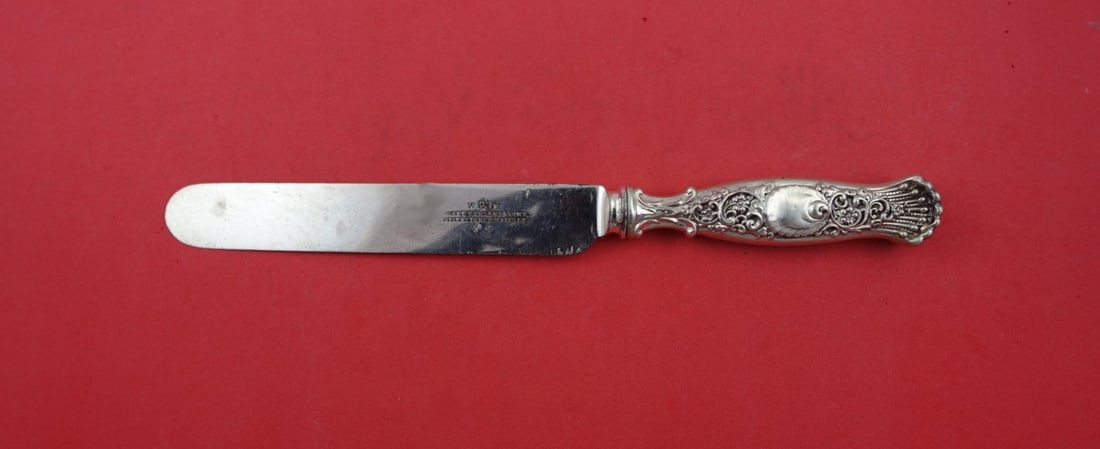 Whiting Hyperion Sterling Silver Dinner Knife Blunt Blade Rare 9.5": Whiting Hyperion Sterling Silver Dinner Knife Blunt Blade Rare 9.5" Introducing the exquisite Hyperion Dinner Knife by Whiting, crafted from high-quality sterling silver. This knife features a blunt s