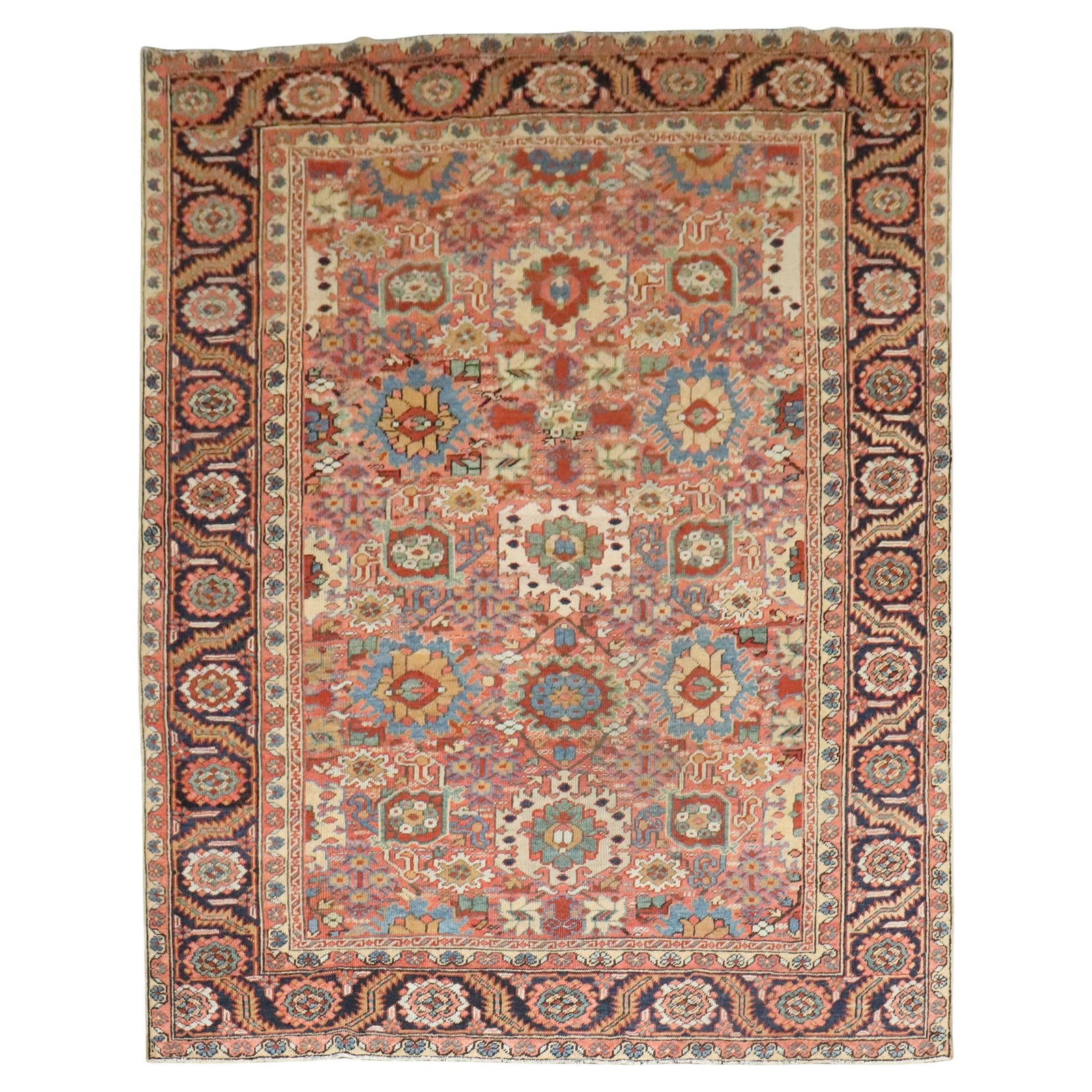 Antique Persian Heriz Rug 8' x 10' Hand-Woven Wool from Iran: Antique Persian Heriz Rug 8' x 10' Hand-Woven Wool from Iran Discover the beauty of this stunning antique Persian Heriz rug, a true masterpiece from the early 20th century, circa 1920. This hand-woven
