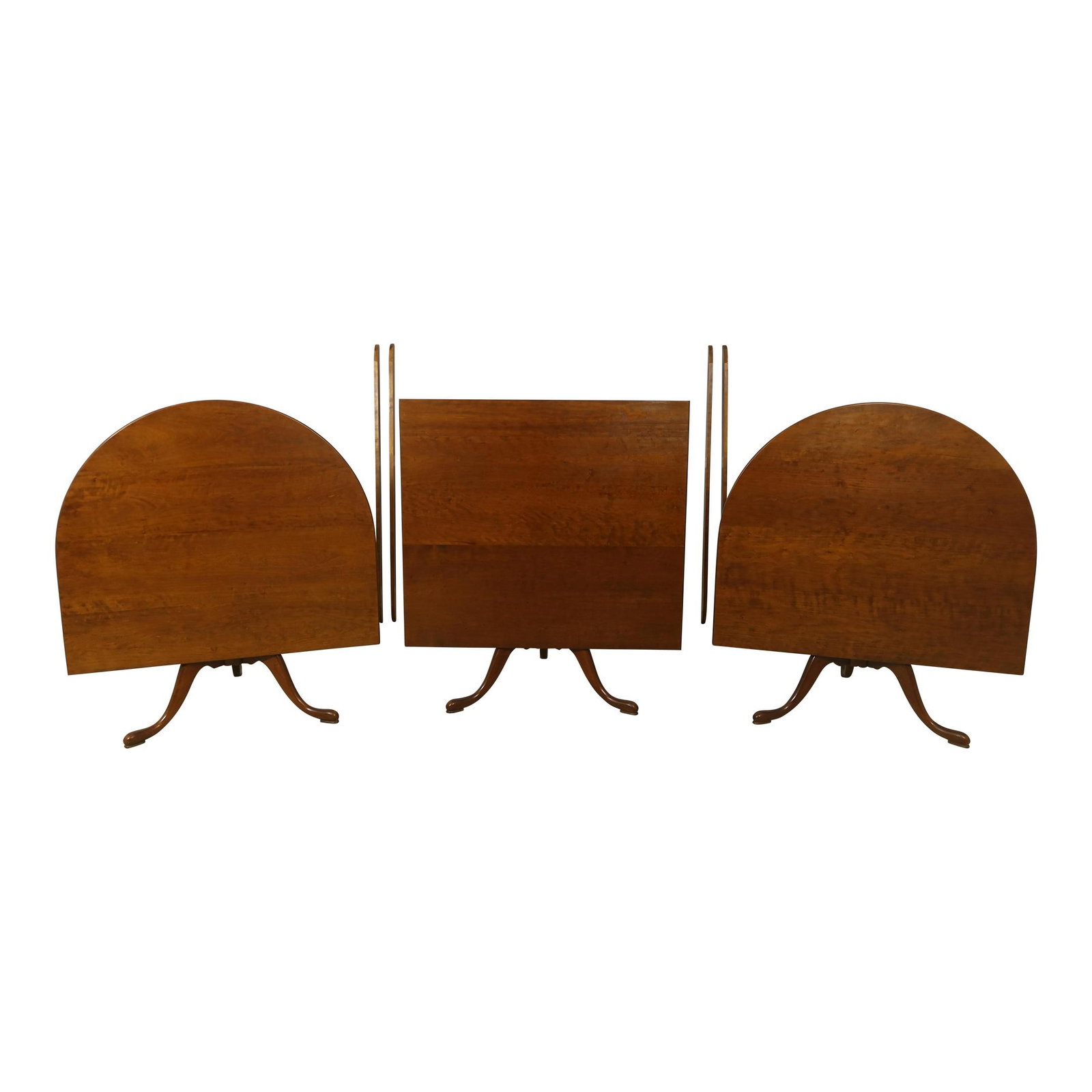 Eldred Wheeler Solid Cherry 3 Part Banquet Dining Table: Eldred Wheeler Solid Cherry 3 Part Banquet Dining Table This Eldred Wheeler Cherry 3 Part Banquet Dining Room Table is a stunning addition to any dining space. Crafted from solid cherry wood, this hig