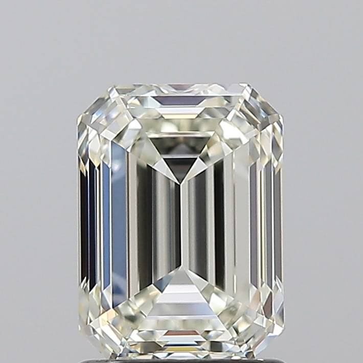 Loose Diamond - EMERALD 1.7ct L VVS2: Loose Diamond - EMERALD 1.7ct L VVS2 Source: Natural Mined Diamond Shape: EMERALD Carats: 1.7 Color: L Clarity: VVS2 Certification: GIA Condition: Pre-Owned PLEASE NOTE: Framed, Large, or heavy items 