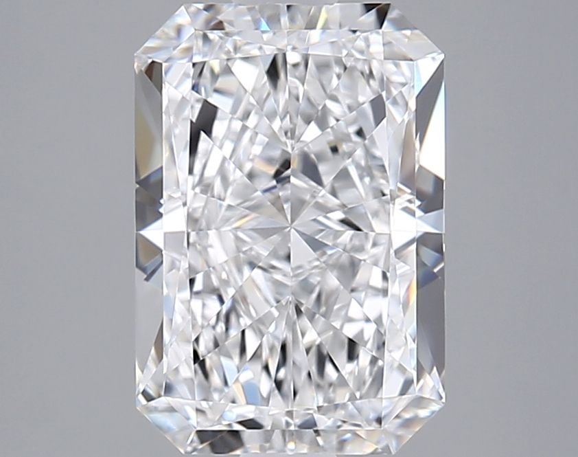 Loose Diamond - RADIANT 2.01ct D VVS1: Loose Diamond - RADIANT 2.01ct D VVS1 Source: This is a real non-mined Diamond that has been grown in a lab Shape: RADIANT Carats: 2.01 Color: D Clarity: VVS1 Certification: IGI Video: