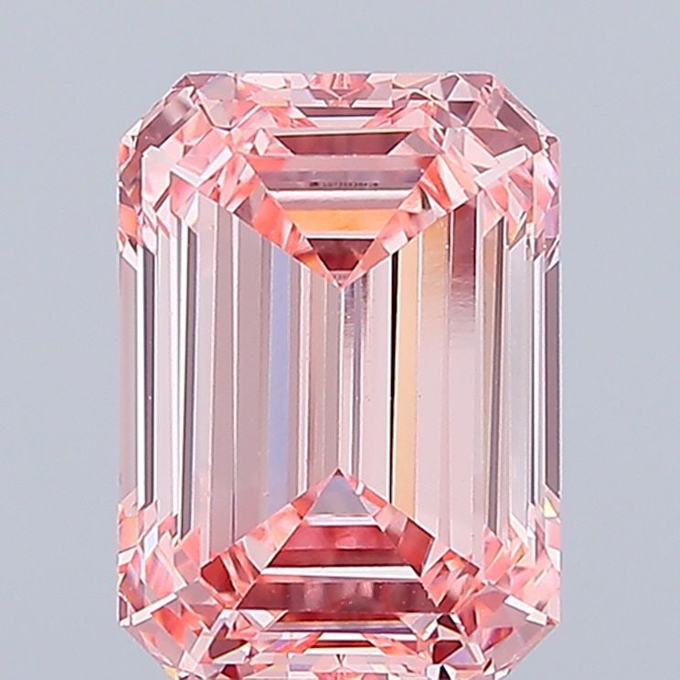 Loose Diamond - EMERALD 5.08ct Fancy Vivid Pink VS1: Loose Diamond - EMERALD 5.08ct Fancy Vivid Pink VS1 Source: This is a real non-mined Diamond that has been grown in a lab Shape: EMERALD Carats: 5.08 Color: Fancy Vivid Pink Certification: IGI Video: