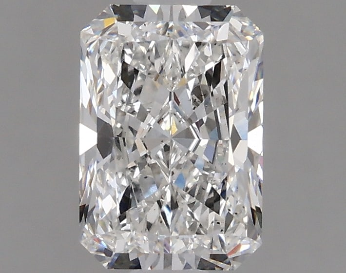 Loose Diamond - RADIANT 1.3ct E VS2: Loose Diamond - RADIANT 1.3ct E VS2 Source: This is a real non-mined Diamond that has been grown in a lab Shape: RADIANT Carats: 1.3 Color: E Clarity: VS2 Certification: IGI Condition: Pre-Owned PLEAS