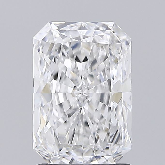 Loose Diamond - RADIANT 1.67ct D VVS2: Loose Diamond - RADIANT 1.67ct D VVS2 Source: This is a real non-mined Diamond that has been grown in a lab Shape: RADIANT Carats: 1.67 Color: D Clarity: VVS2 Certification: IGI Condition: Pre-Owned P