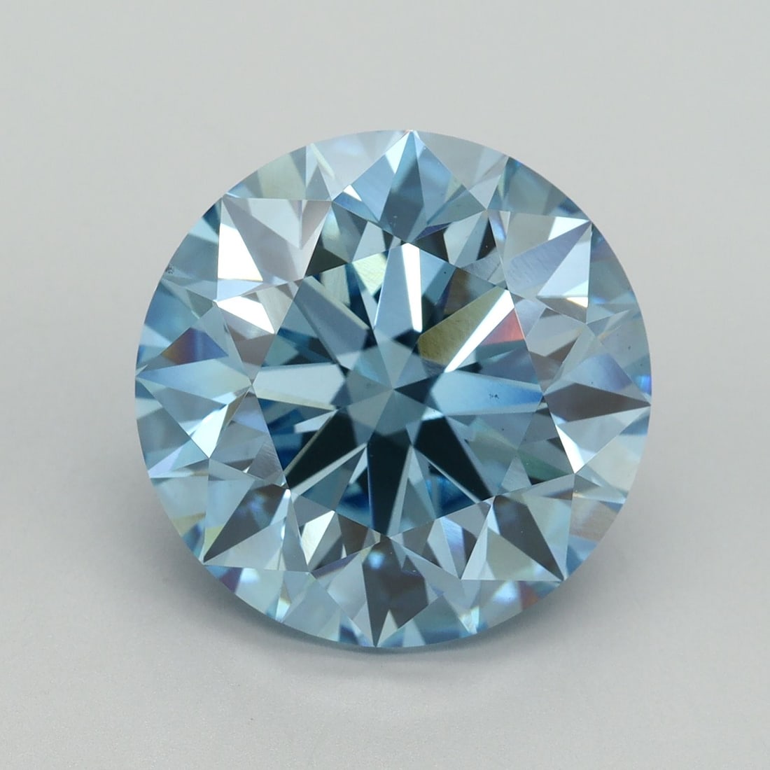 Loose Diamond - ROUND 10.51ct Fancy Vivid Blue VS1: Loose Diamond - ROUND 10.51ct Fancy Vivid Blue VS1 Source: This is a real non-mined Diamond that has been grown in a lab Shape: ROUND Carats: 10.51 Color: Fancy Vivid Blue Certification: IGI Video: