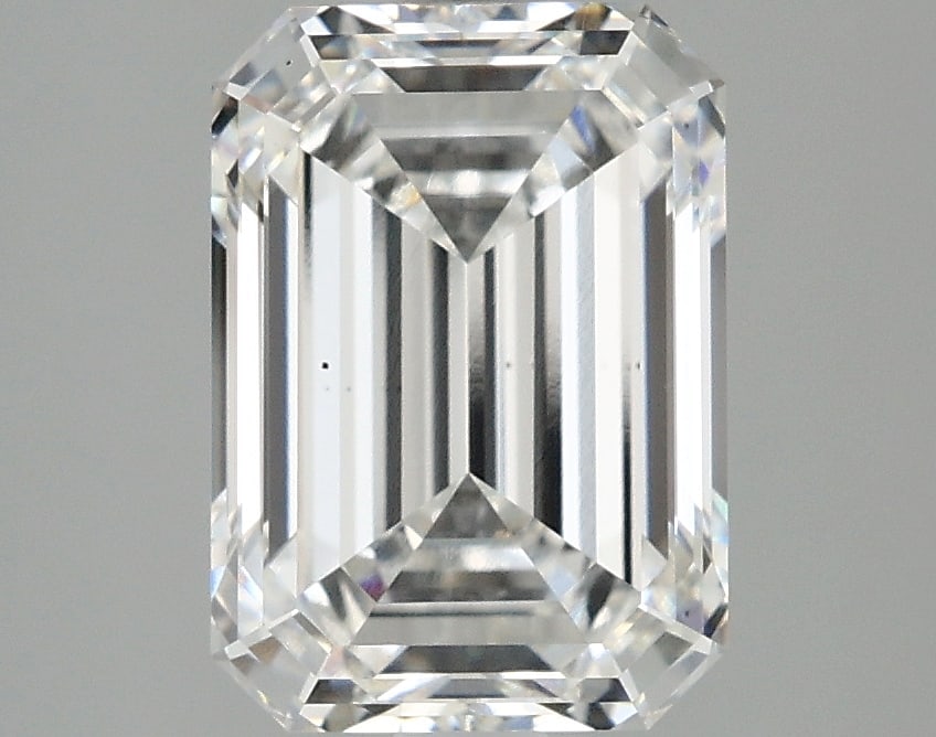Loose Diamond - EMERALD 3.1ct E VS2: Loose Diamond - EMERALD 3.1ct E VS2 Source: This is a real non-mined Diamond that has been grown in a lab Shape: EMERALD Carats: 3.1 Color: E Clarity: VS2 Certification: IGI Condition: Pre-Owned PLEAS
