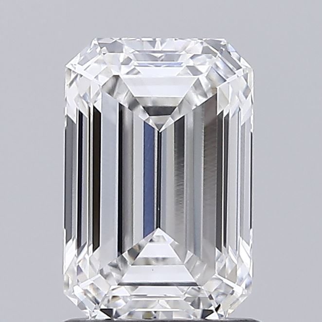 Loose Diamond - EMERALD 1.52ct E VVS2: Loose Diamond - EMERALD 1.52ct E VVS2 Source: This is a real non-mined Diamond that has been grown in a lab Shape: EMERALD Carats: 1.52 Color: E Clarity: VVS2 Certification: IGI Condition: Pre-Owned P