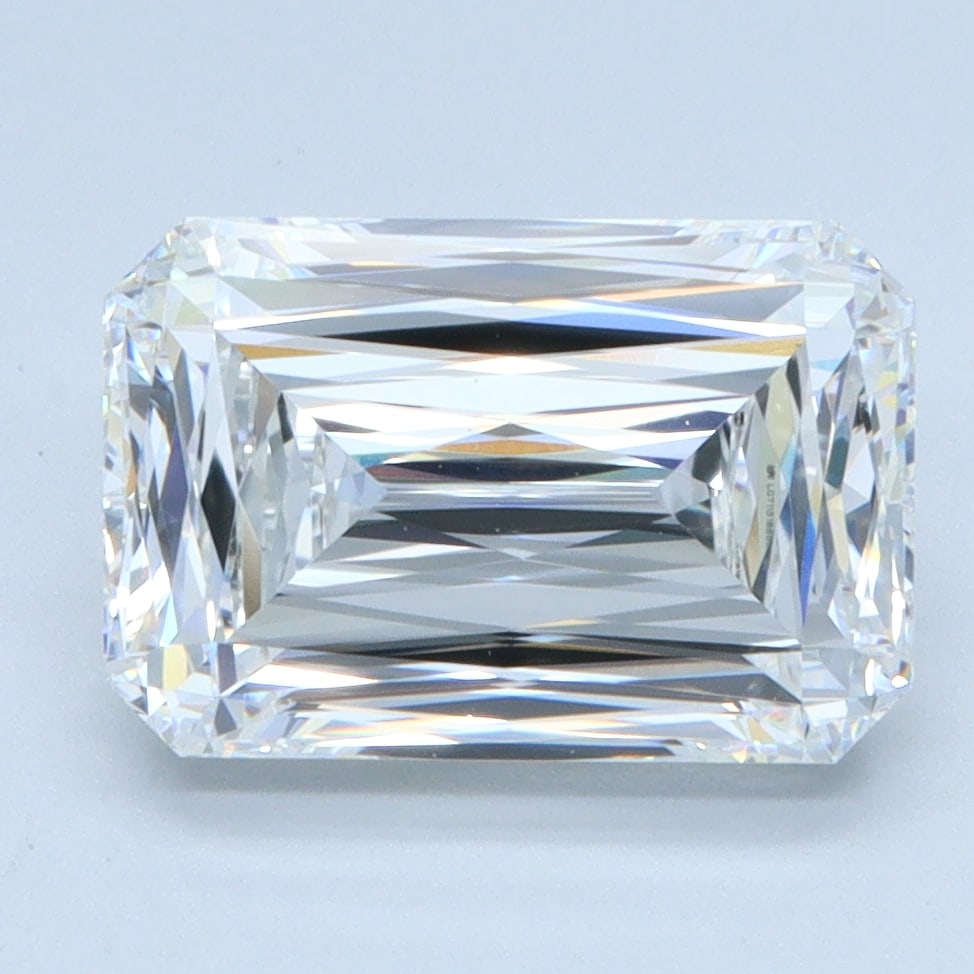 Loose Diamond - RADIANT 3.02ct F VVS2: Loose Diamond - RADIANT 3.02ct F VVS2 Source: This is a real non-mined Diamond that has been grown in a lab Shape: RADIANT Carats: 3.02 Color: F Clarity: VVS2 Certification: IGI Condition: Pre-Owned P