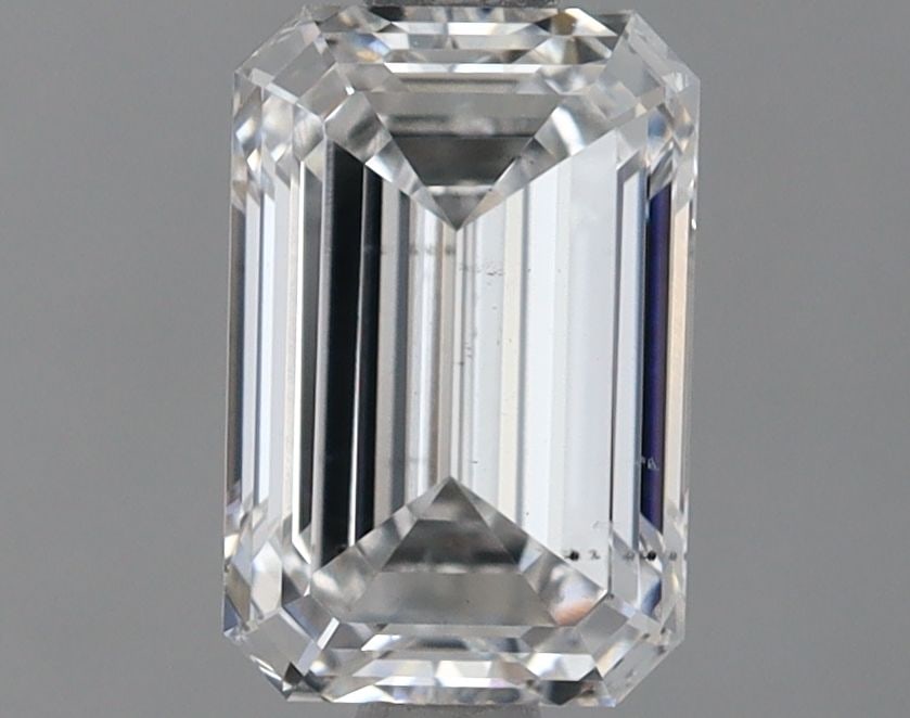 Loose Diamond - EMERALD 1.21ct F VS2: Loose Diamond - EMERALD 1.21ct F VS2 Source: This is a real non-mined Diamond that has been grown in a lab Shape: EMERALD Carats: 1.21 Color: F Clarity: VS2 Certification: IGI Video: