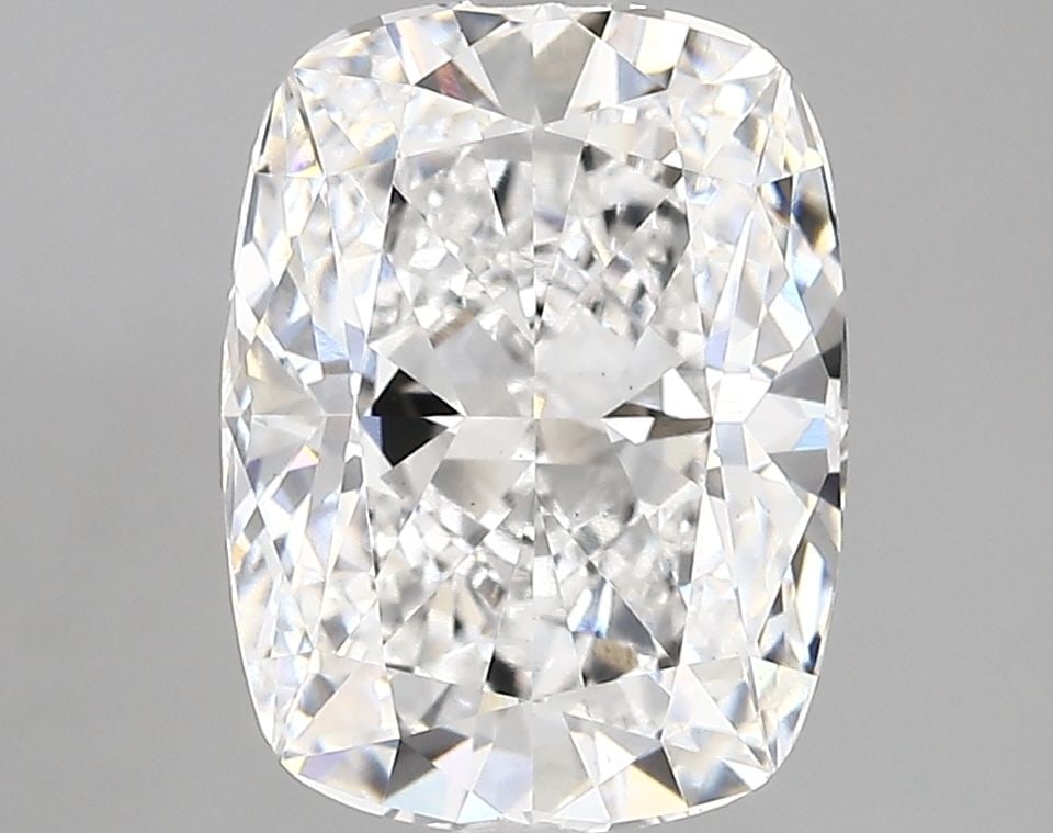 Loose Diamond - CUSHION MODIFIED 3.77ct E VS1: Loose Diamond - CUSHION MODIFIED 3.77ct E VS1 Source: This is a real non-mined Diamond that has been grown in a lab Shape: CUSHION MODIFIED Carats: 3.77 Color: E Clarity: VS1 Certification: IGI Video: