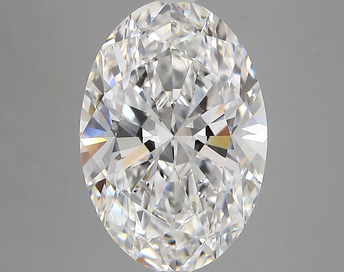 Loose Diamond - OVAL 4.44ct E VVS2: Loose Diamond - OVAL 4.44ct E VVS2 Source: This is a real non-mined Diamond that has been grown in a lab Shape: OVAL Carats: 4.44 Color: E Clarity: VVS2 Certification: IGI Video: