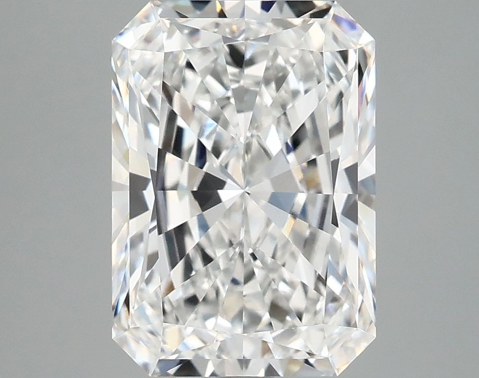 Loose Diamond - RADIANT 4.01ct E VVS2: Loose Diamond - RADIANT 4.01ct E VVS2 Source: This is a real non-mined Diamond that has been grown in a lab Shape: RADIANT Carats: 4.01 Color: E Clarity: VVS2 Certification: IGI Video: